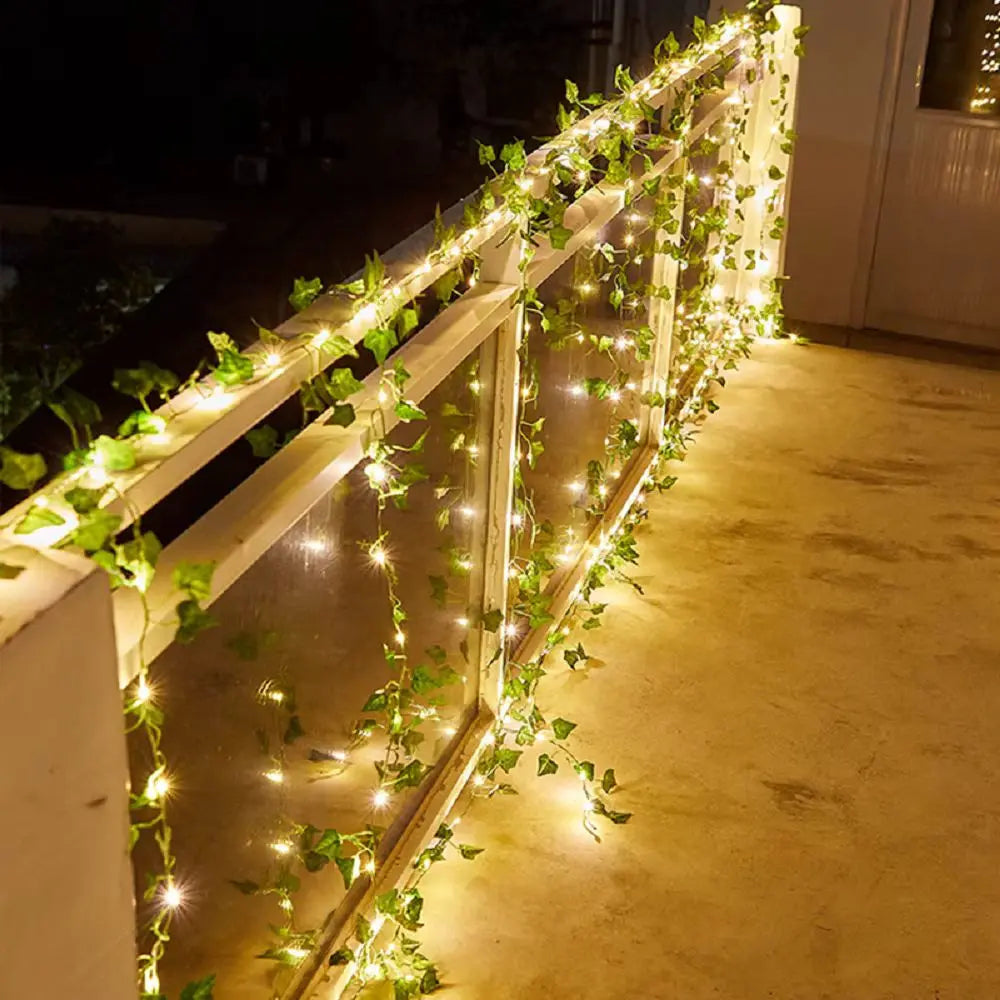 Outdoor Solar Maple Leaf Garland Fairy Lights for Festive Garden Decor